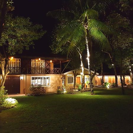 Stay Amare Villa Maria 1 Bacolod Esterno foto