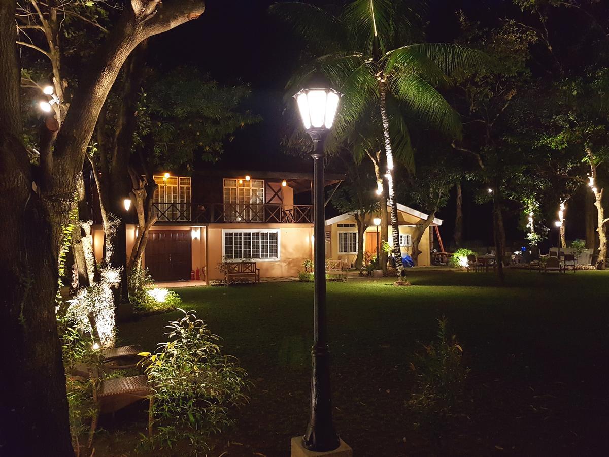 Stay Amare Villa Maria 1 Bacolod Esterno foto