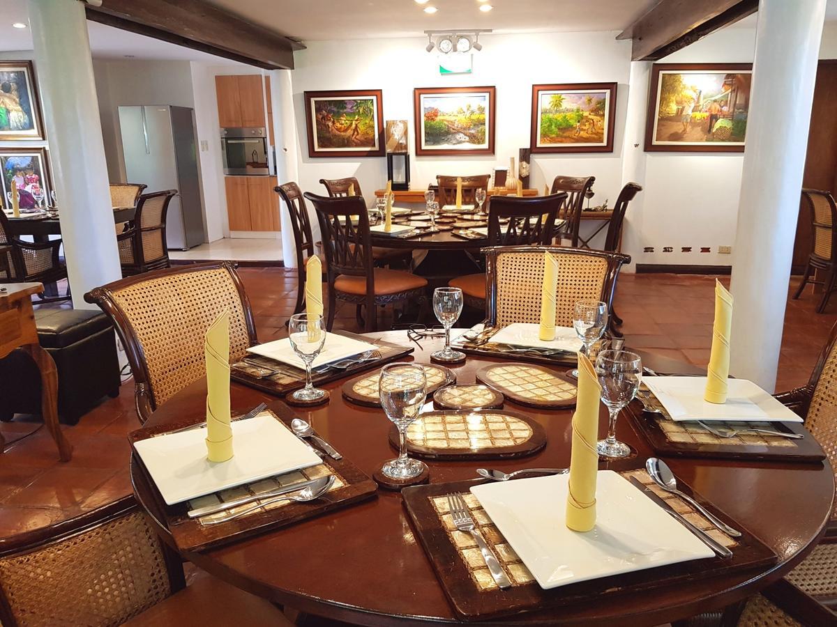 Stay Amare Villa Maria 1 Bacolod Esterno foto