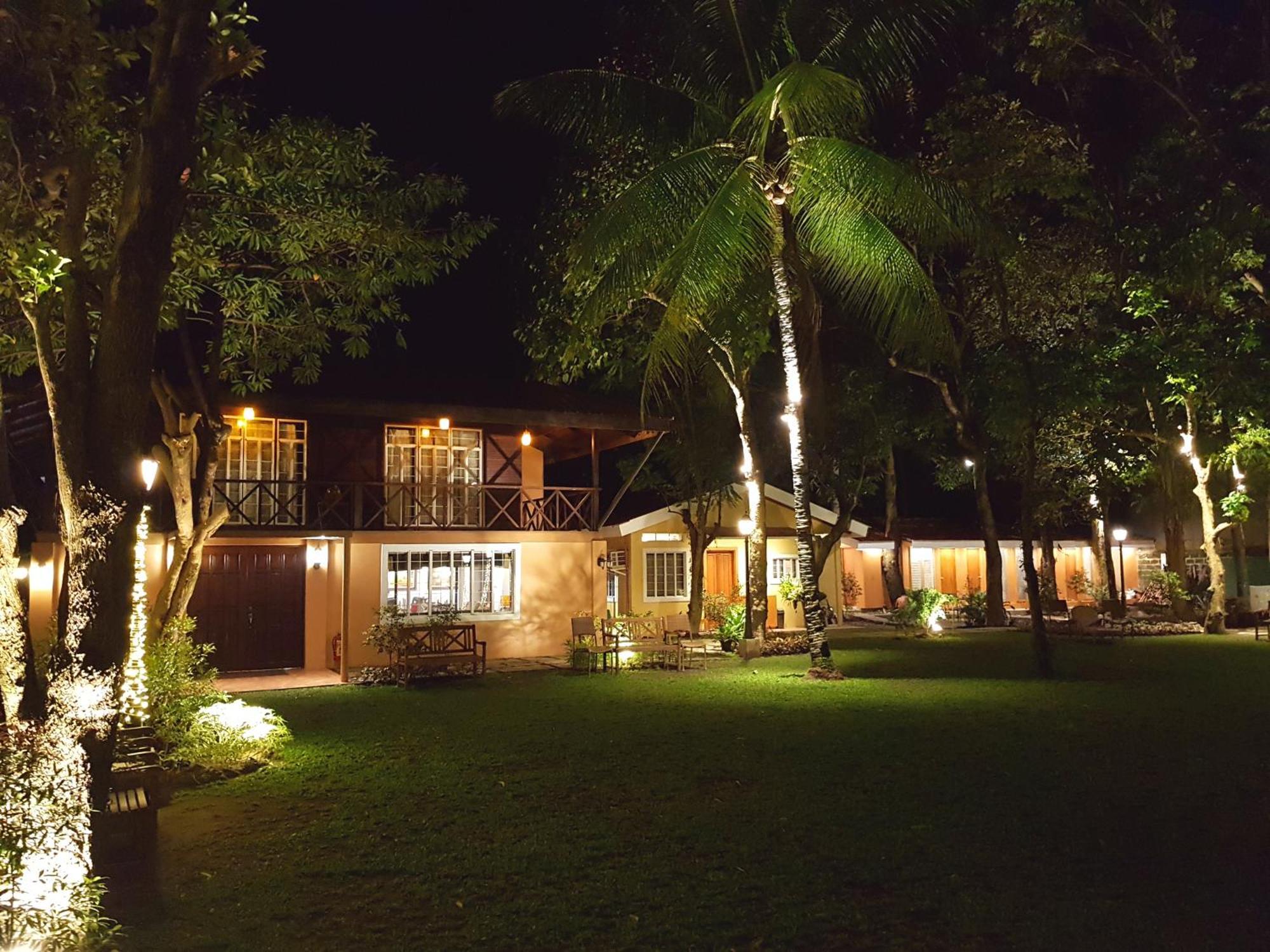 Stay Amare Villa Maria 1 Bacolod Esterno foto